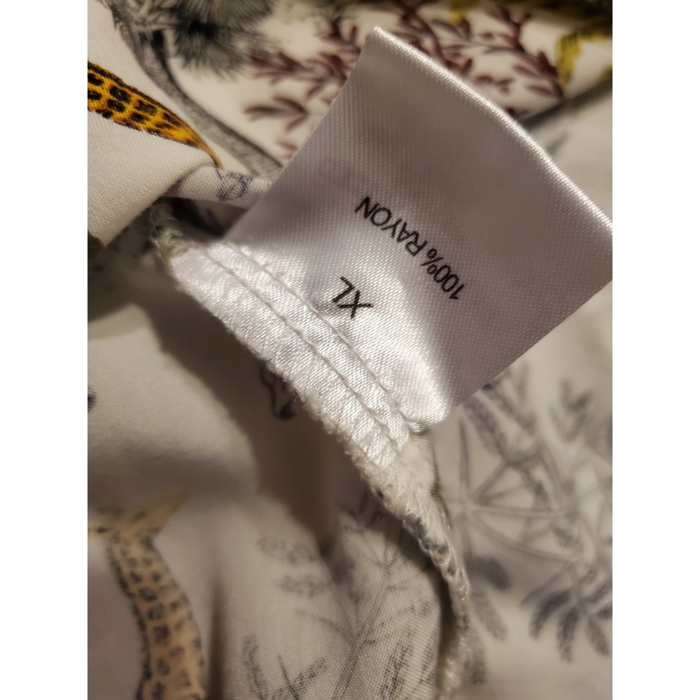 Jane + Delancey Shirt White Giraffe Safari Print Short Sleeve Button Up XL - Picture 8 of 10